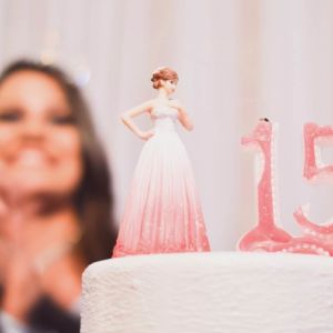 Presente criativo e personalizado para debutante menina que faz 15 anos